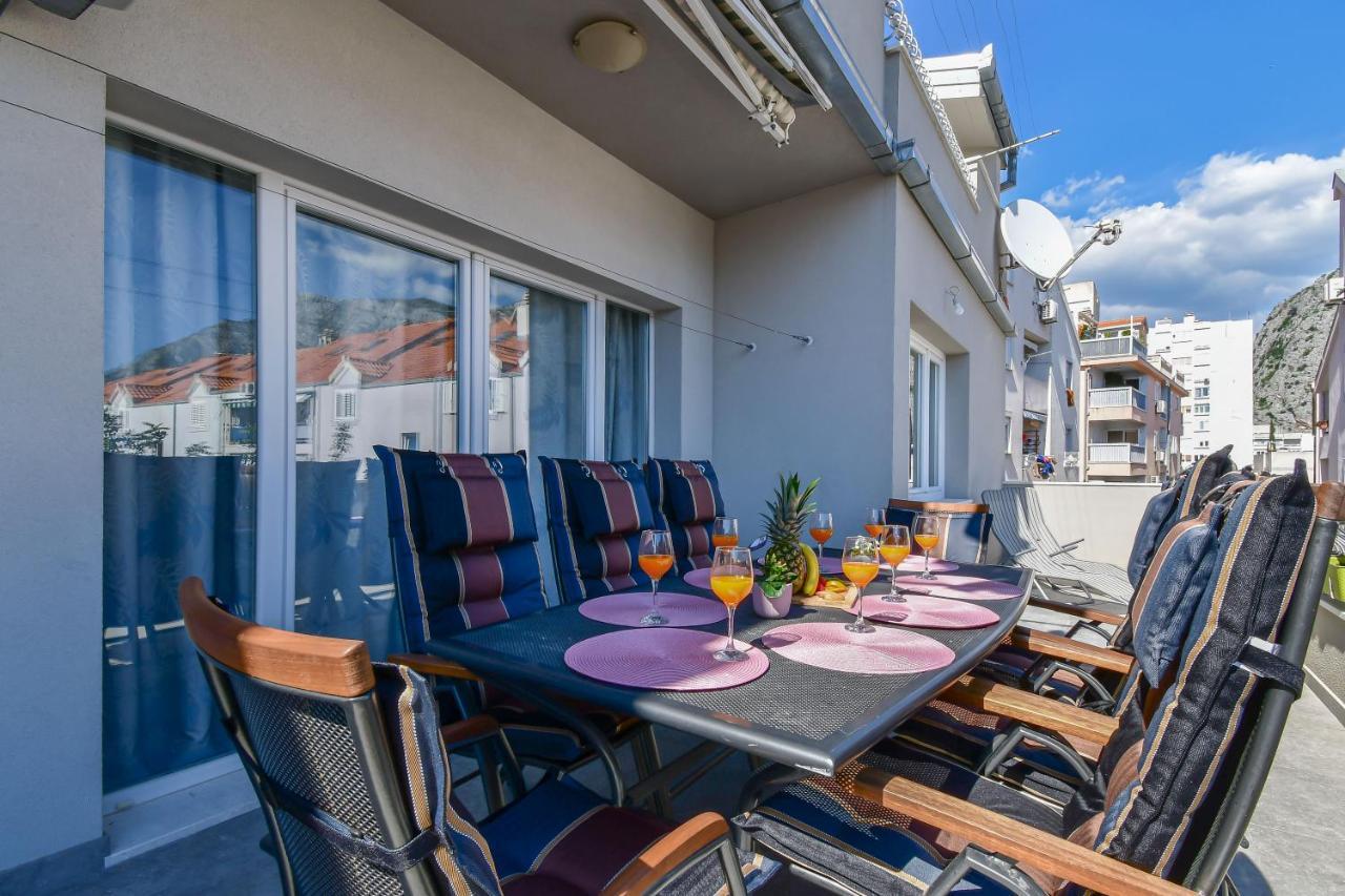 Apartment Ela Omiš Εξωτερικό φωτογραφία