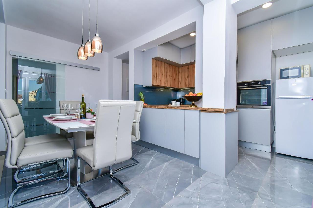 Apartment Ela Omiš Εξωτερικό φωτογραφία