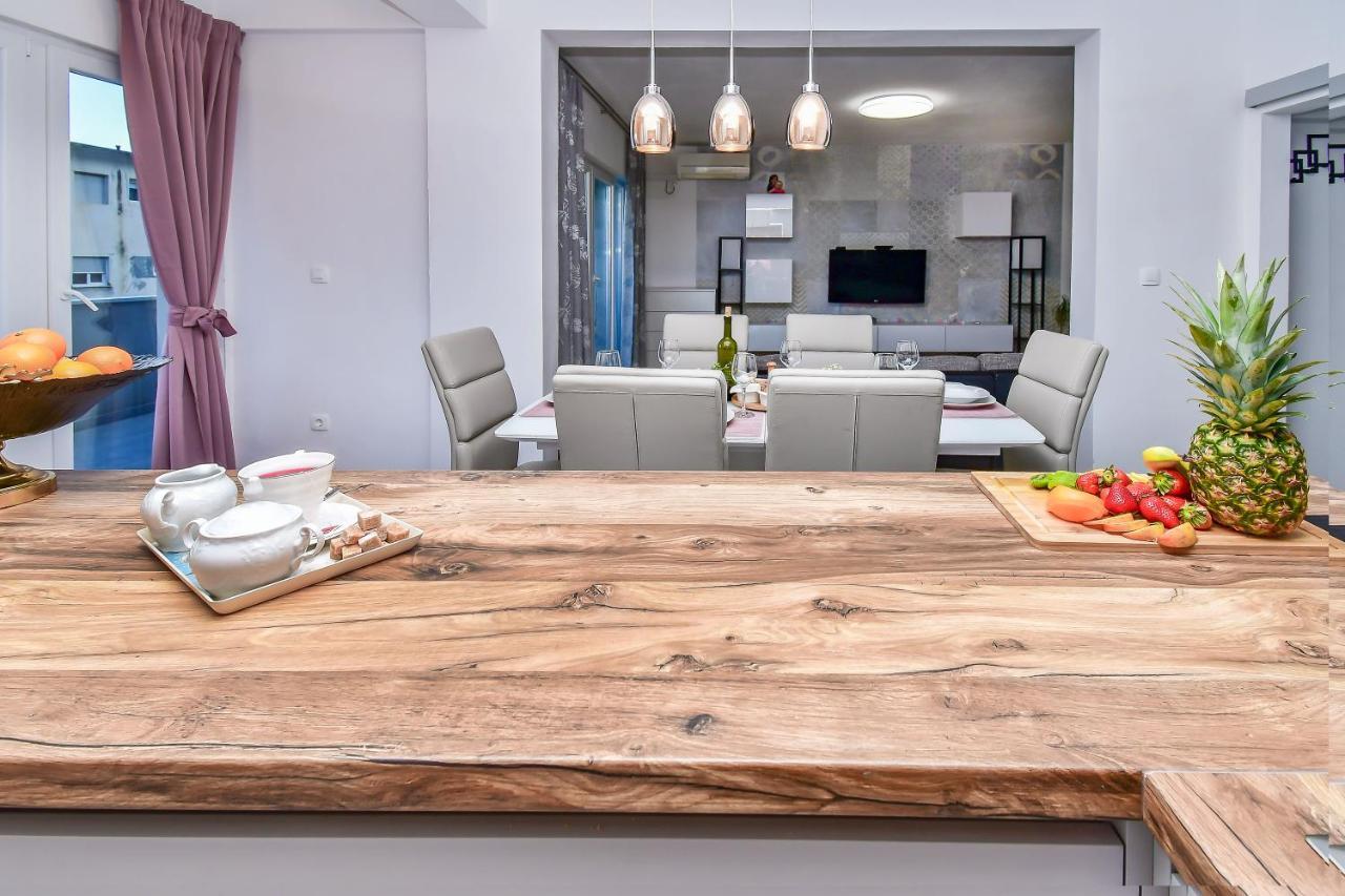 Apartment Ela Omiš Εξωτερικό φωτογραφία