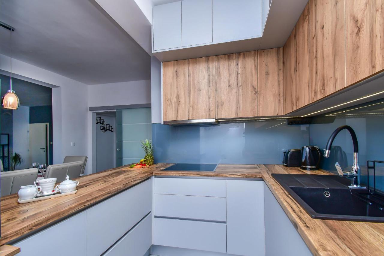Apartment Ela Omiš Εξωτερικό φωτογραφία