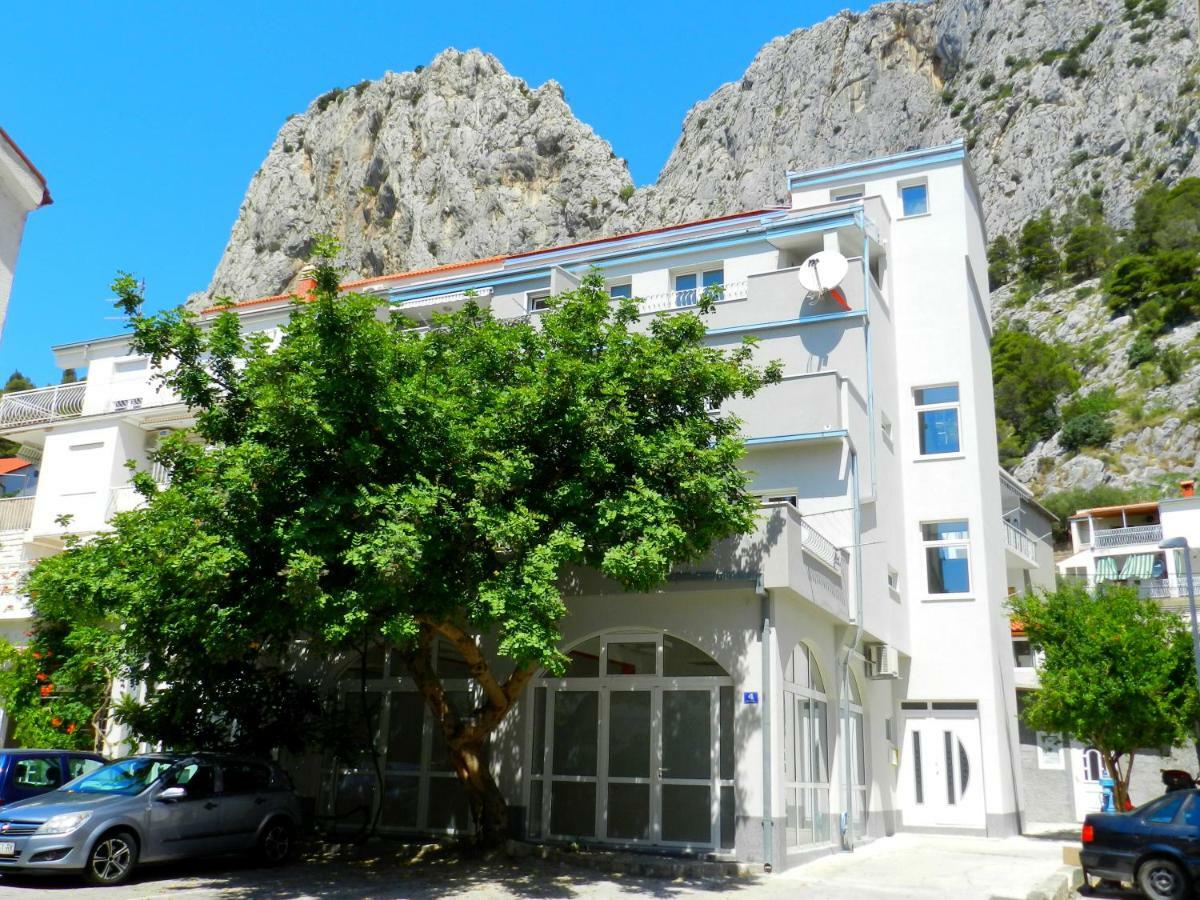 Apartment Ela Omiš Εξωτερικό φωτογραφία